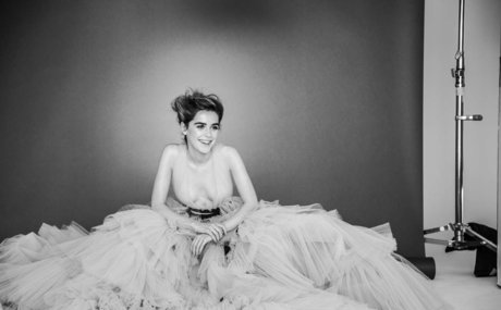 Kiernan Shipka photo 933