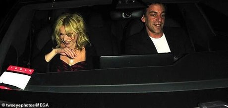 Kiernan Shipka photo 1045