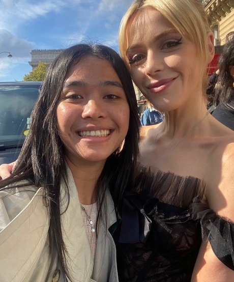 Kiernan Shipka photo 1090