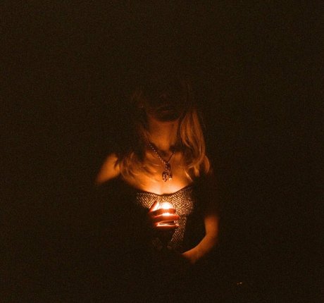 Kiernan Shipka photo 1116