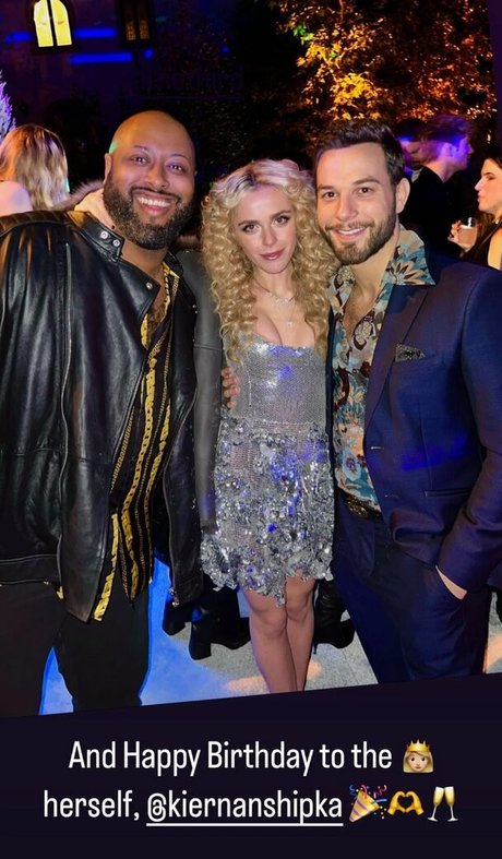 Kiernan Shipka photo 1139