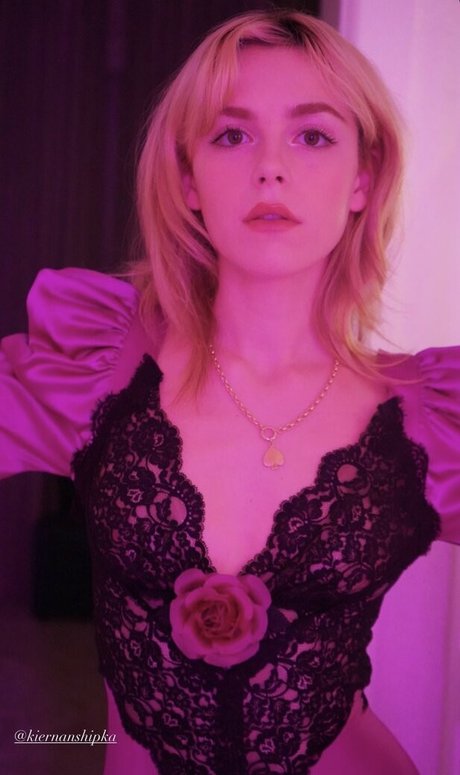 Kiernan Shipka photo 1164