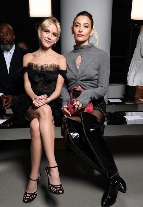 Kiernan Shipka photo 1180