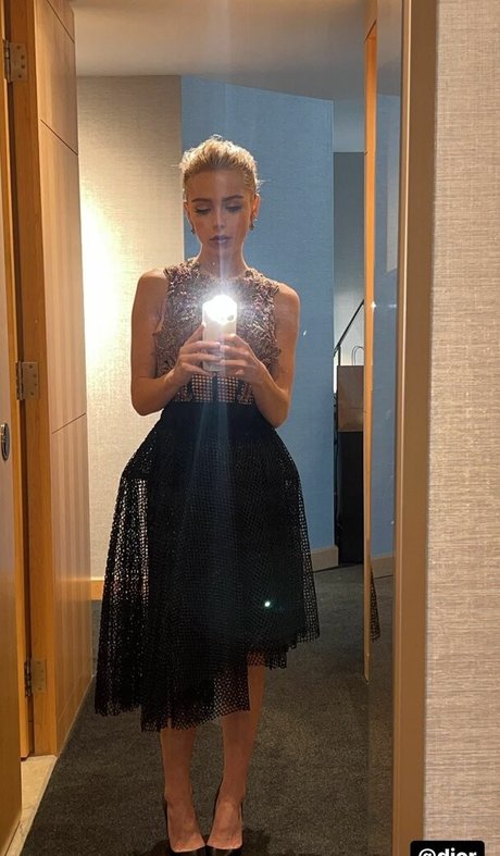 Kiernan Shipka photo 1186