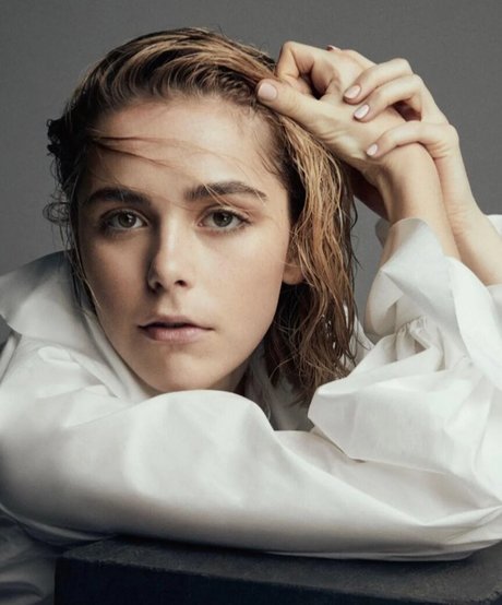 Kiernan Shipka photo 1252