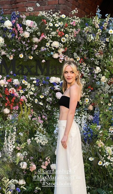 Kiernan Shipka photo 1277