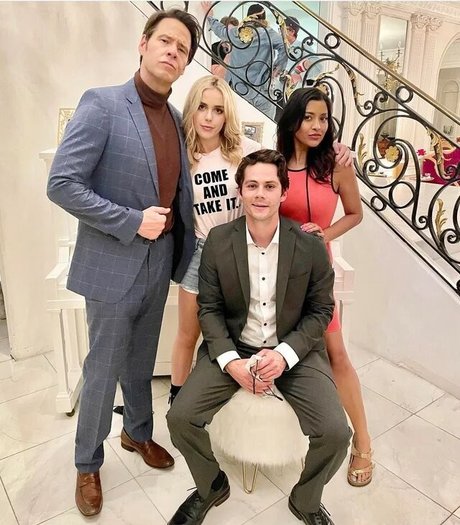 Kiernan Shipka photo 1308