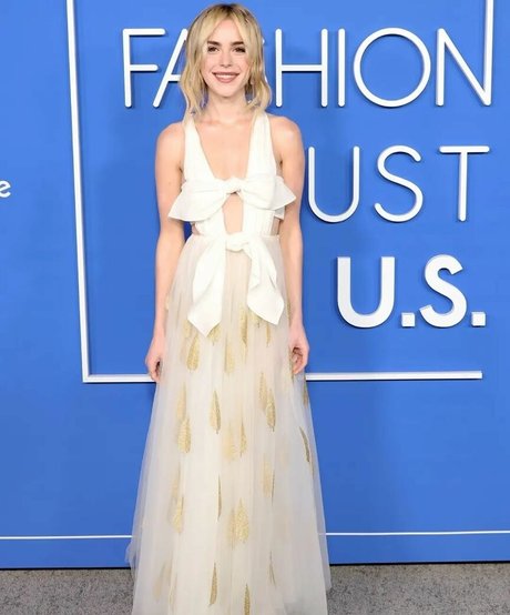 Kiernan Shipka photo 1316