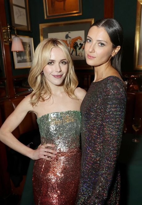 Kiernan Shipka photo 1479