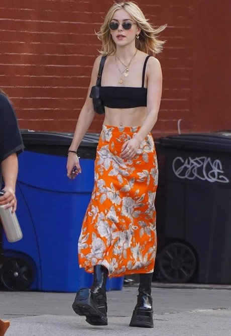 Kiernan Shipka photo 1533