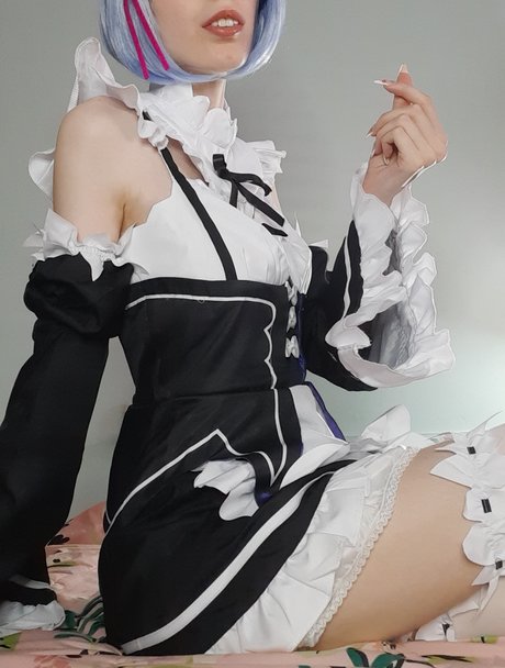 Kiki Glitter Cosplay photo 7