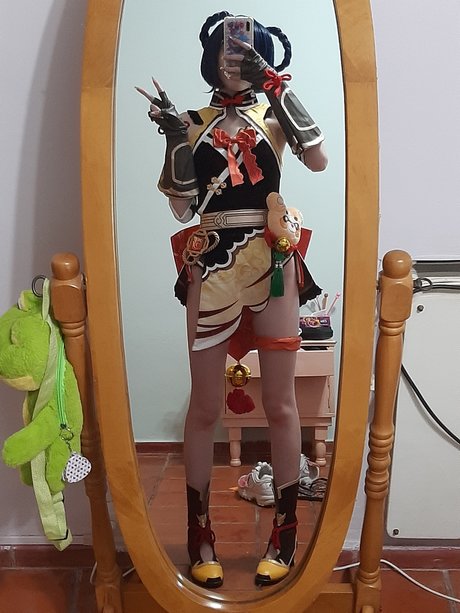 Kiki Glitter Cosplay photo 50