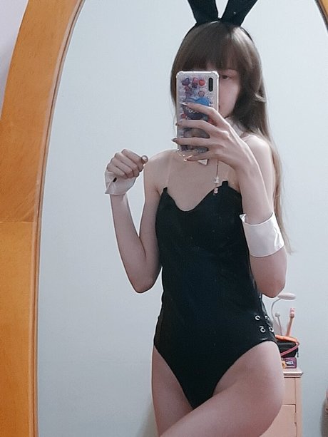 Kiki Glitter Cosplay photo 53