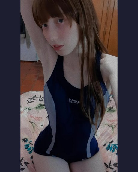 Kiki Glitter Cosplay photo 89