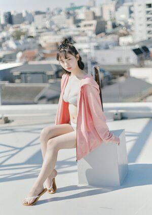 Kikuchi Hina photo 730