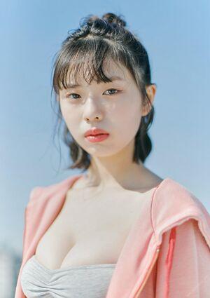 Kikuchi Hina photo 735