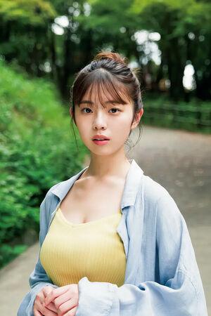 Kikuchi Hina photo 1042