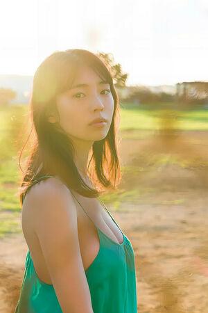 Kikuchi Hina photo 1044