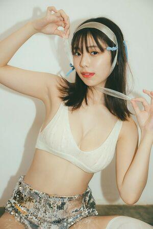 Kikuchi Hina photo 1057