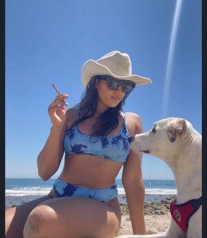 Kim Congdon Patreon photo 34