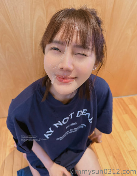Kimmyyummy photo 15