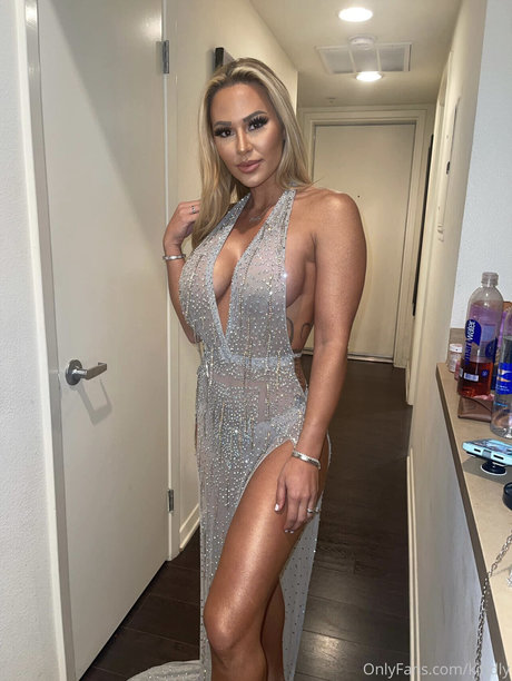 Kindly Myers photo 231
