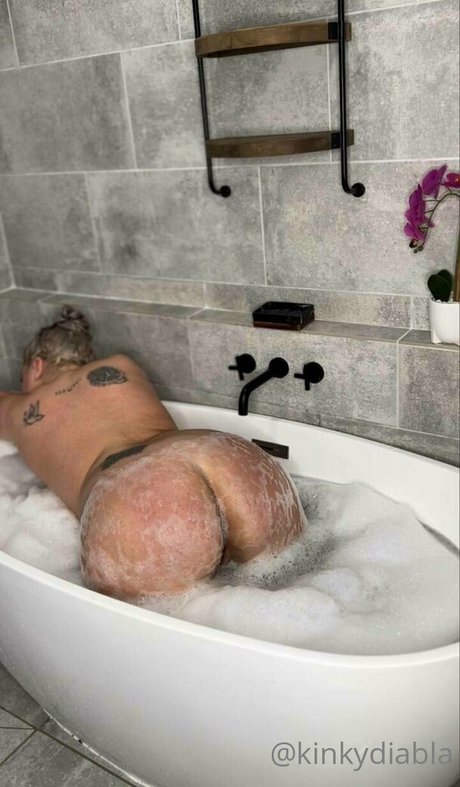 Kinkydiabla photo 747