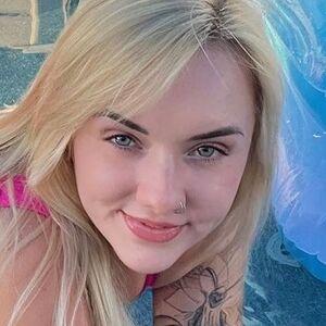 Profile photo of kinkyfairy333