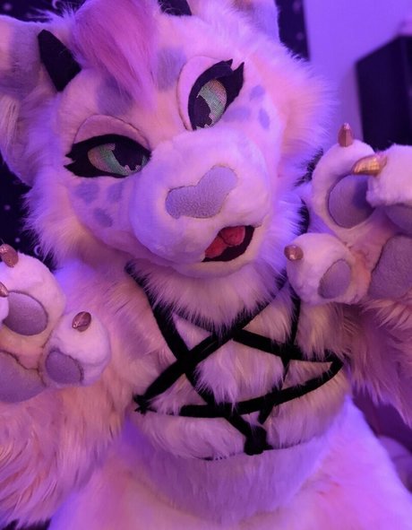 Kinkypinkkitty photo 29