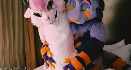 Kinkypinkkitty photo 47