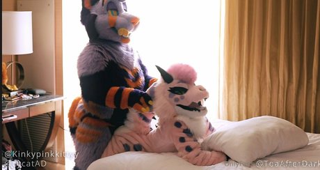 Kinkypinkkitty photo 48