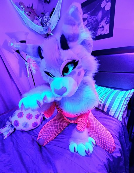 Kinkypinkkitty photo 53