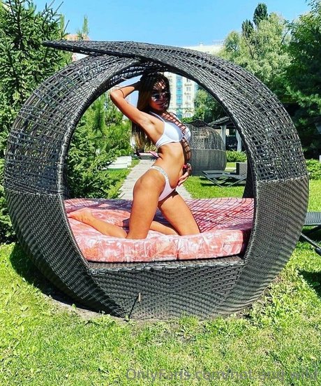 Kinkypinkkitty photo 111