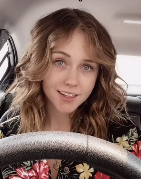 Kira_Graceeee photo 3