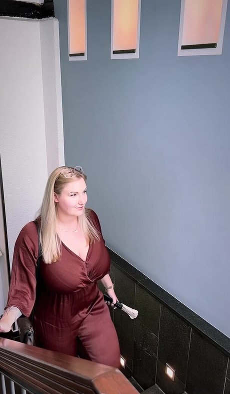 Kira Liv photo 47