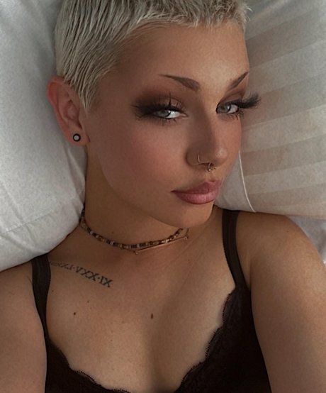 Kirstin Anderson photo 5
