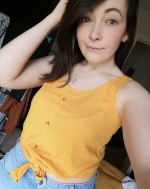 Kirsty photo 4