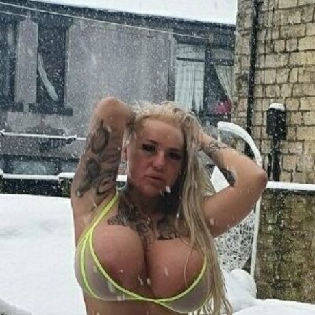 Kirstywife photo 12