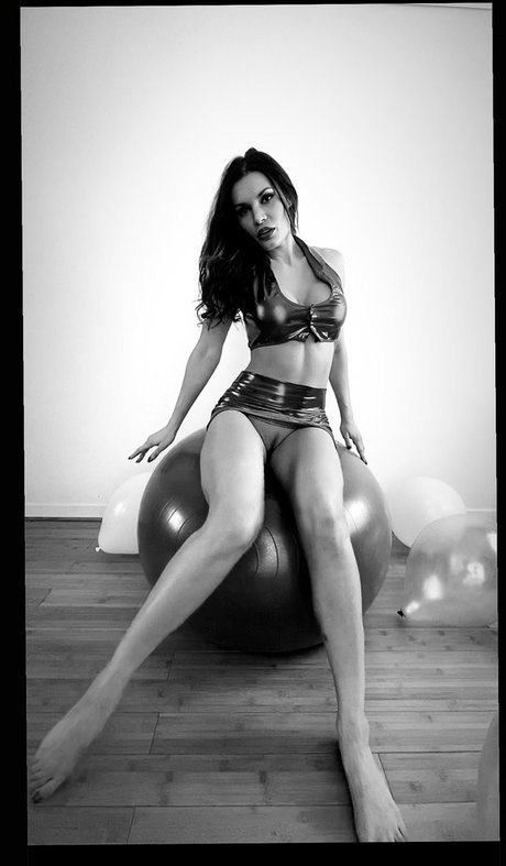 Kitana Lure photo 23