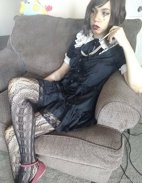 Kitkat44 photo 77