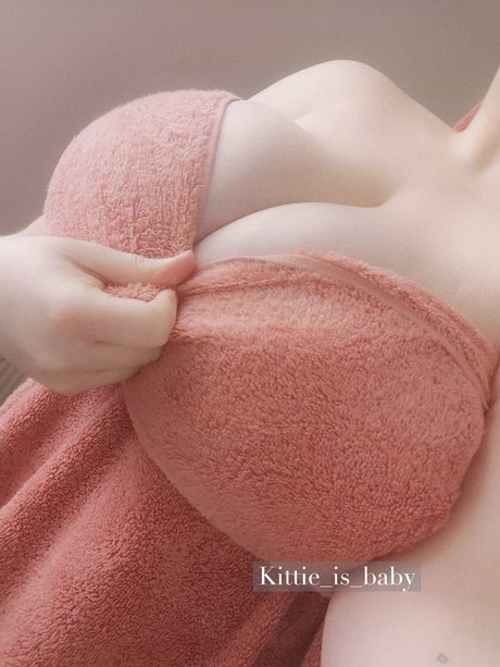 Kittie is baby photo 120