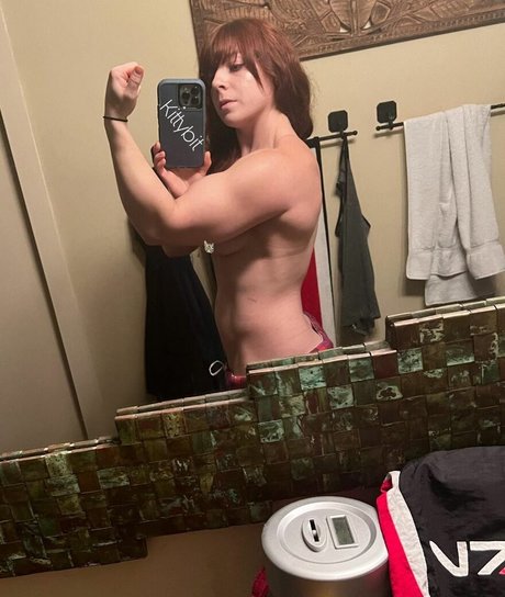 Kitty_bit_games photo 23