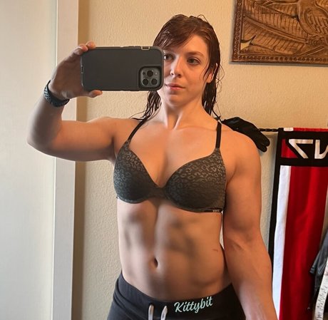 Kitty_bit_games photo 75