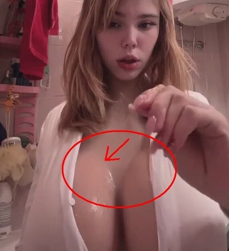 Kitty Keettt photo 8