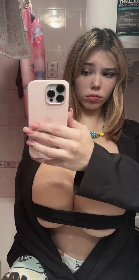 Kitty Keettt photo 27