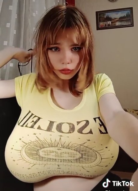 Kitty Keettt photo 35