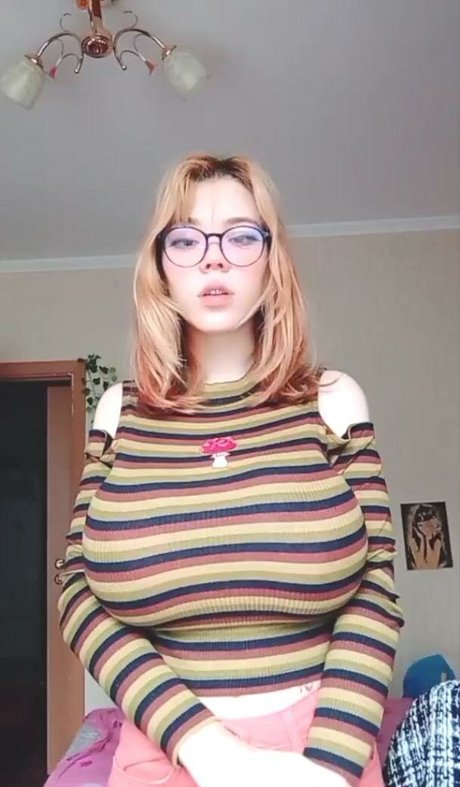 Kitty Keettt photo 70