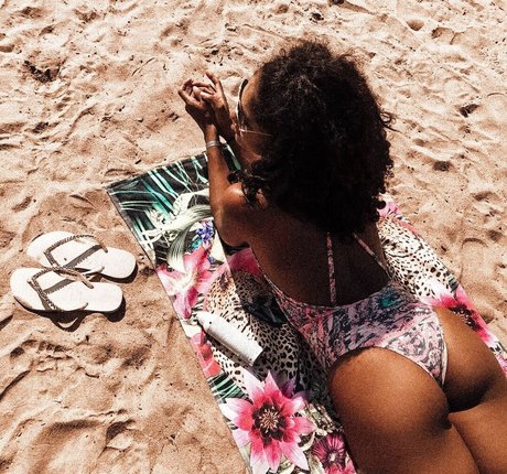 Kitty Keettt photo 98