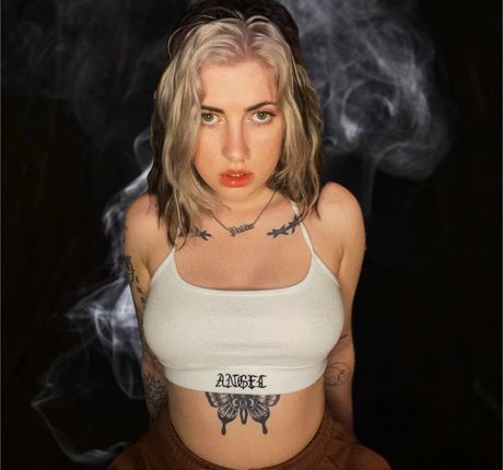 Kitty Valentine photo 5