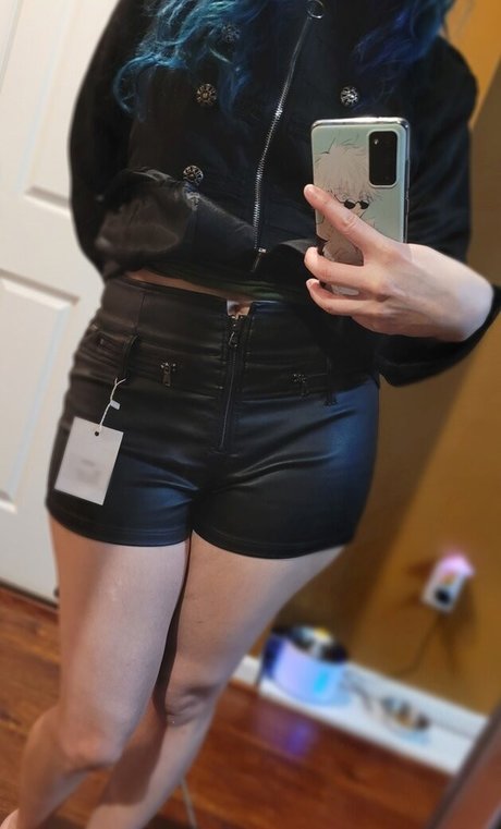 Kittyrawr photo 4